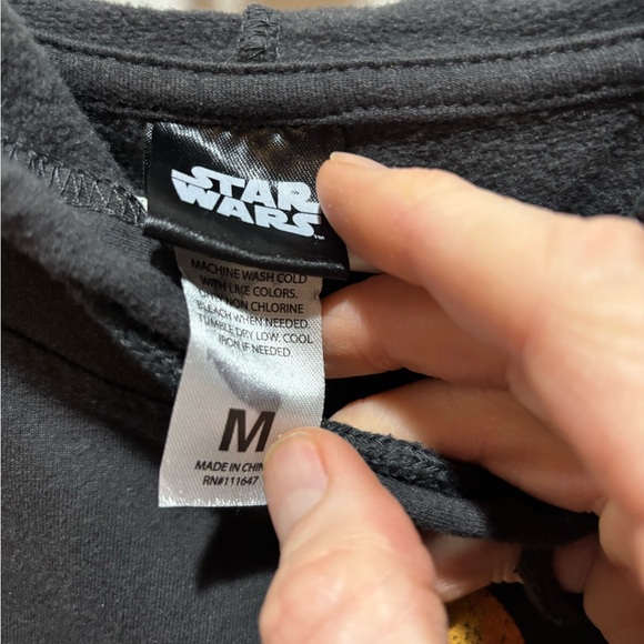Star Wars Graphic T-Shirts and Hoodie Size medium bundle - Picture 8 of 16